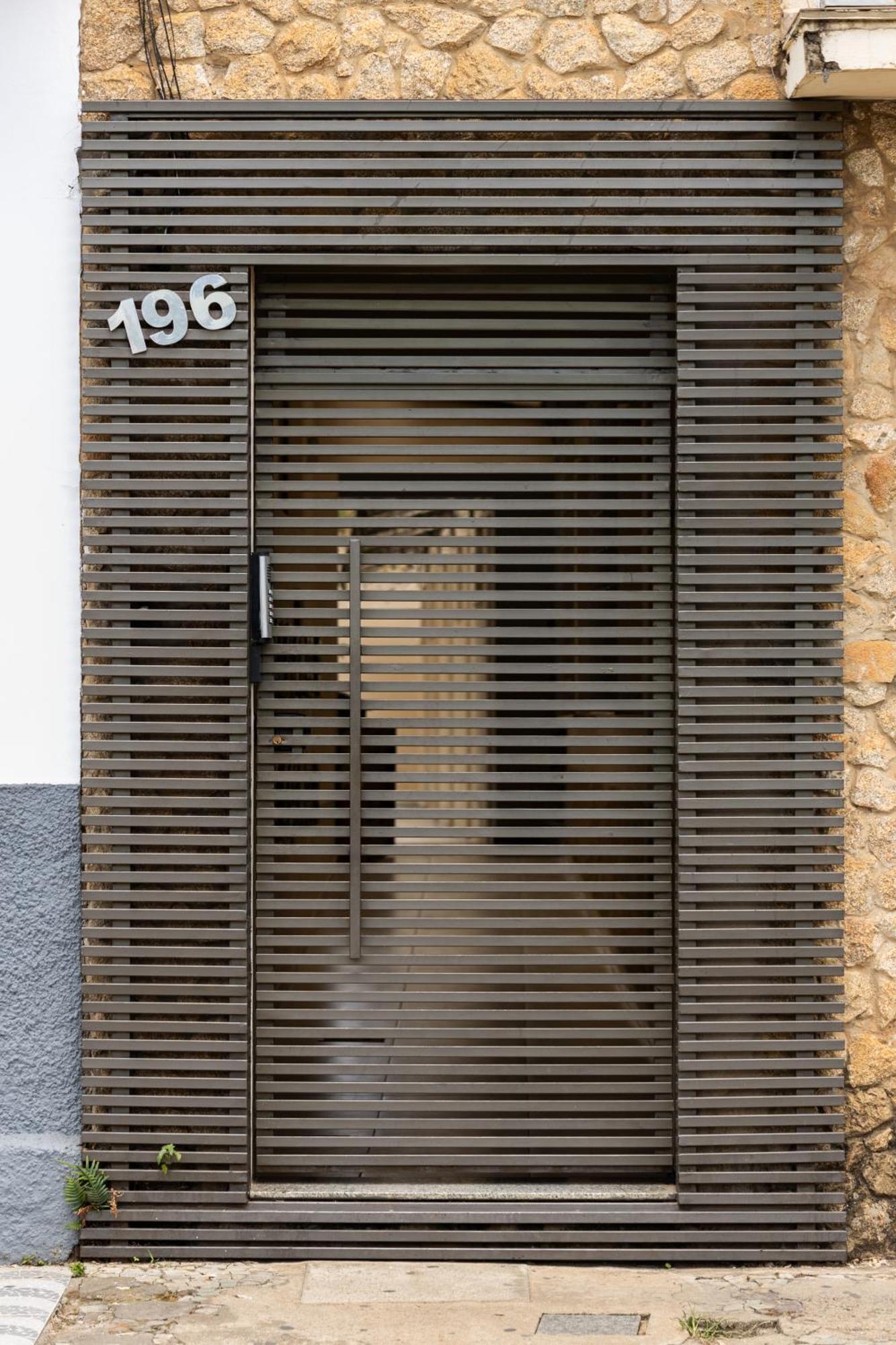 Apartamento Em Sao Joao Del Rei, Ao Lado Da Estacao Ferroviaria, Estacionamento E Ar Condicionado Екстер'єр фото